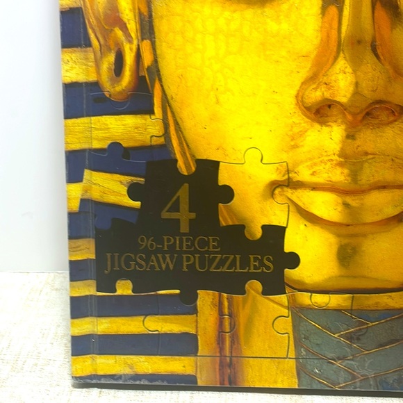 Tutankhamun Deluxe Jigsaw Puzzle Book - Picture 3 of 17